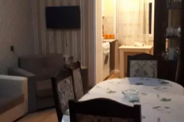 Satılır Köhnə Tikili Qaraçuxurda