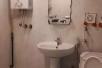 Satılır Köhnə Tikili Qaraçuxurda