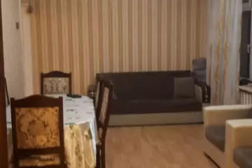 Satılır Köhnə Tikili Qaraçuxurda