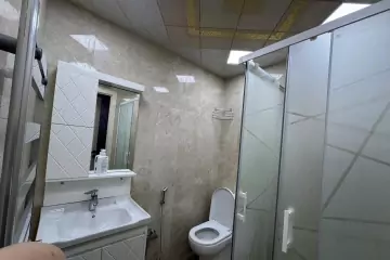 Satılır Yeni Tikili Ukraniya Dairəsida