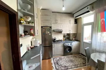 Satılır Yeni Tikili Yeni Günəşlidə