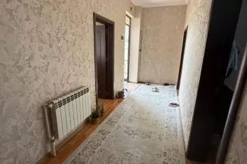 Satılır Həyət Evi Zabrat Qəsəbəsida