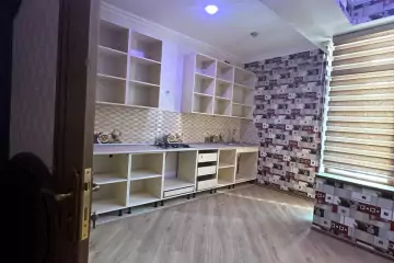 Satılır Yeni Tikili Masazırda