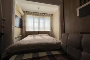 Satılır Köhnə Tikili Xəzər Univermağıda