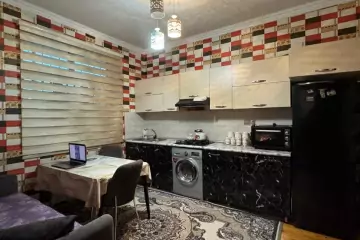 Satılır Həyət Evi Bakıda
