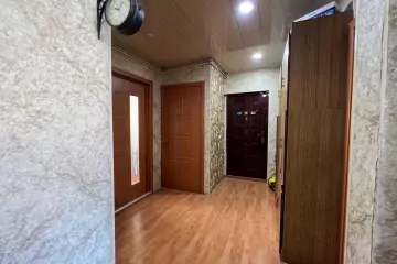 Satılır Köhnə Tikili Xəzər Univermağıda