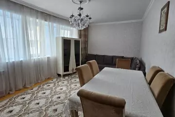 Satılır Yeni Tikili Bakıxanovda