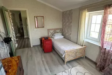 Satılır Bağ Evi Buzovnada