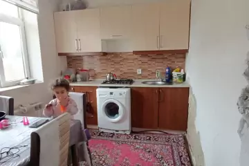 Satılır Həyət Evi Binədə