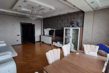 Satılır Yeni Tikili Nərimanov Parkı