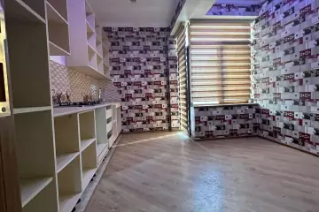 Satılır Yeni Tikili Masazırda