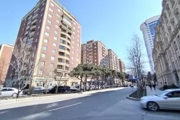 Satılır Yeni Tikili Rusiya Səfirliyida