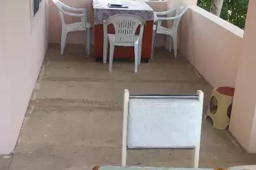 Satılır Bağ Evi Novxanıda
