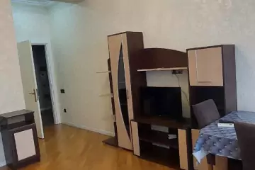 Aylıq Kirayə Yeni Tikili 4-cü Mikrorayonda