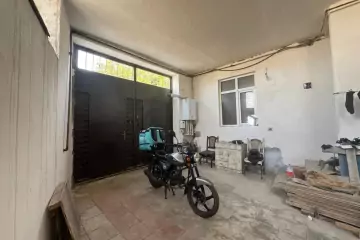 Satılır Həyət Evi Biləcəridə
