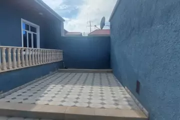 Satılır Həyət Evi Bakıda