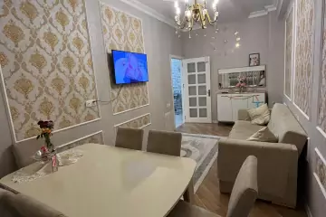 Satılır Yeni Tikili Xalqlar Dostluğuda