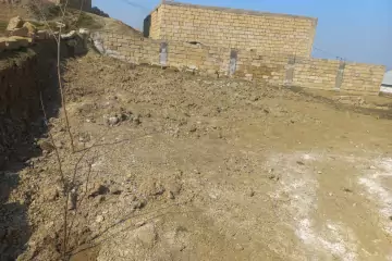 Satılır Həyət Evi Hökməlidə