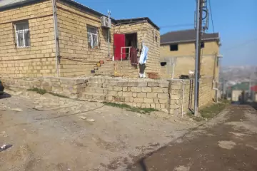 Satılır Həyət Evi Hökməlidə