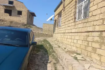 Satılır Həyət Evi Hökməlidə