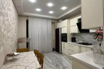Satılır Yeni Tikili Grand Hayatda