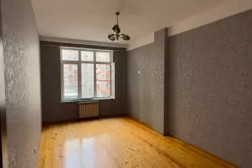 Satılır Yeni Tikili 8-ci Kilometrdə