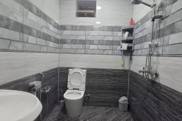 Satılır Həyət Evi Lökbatanda