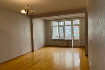 Satılır Yeni Tikili 8-ci Kilometrdə
