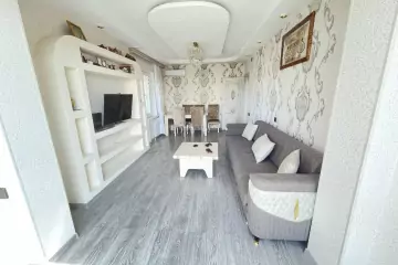 Satılır Köhnə Tikili Xalqlar Dostluğuda