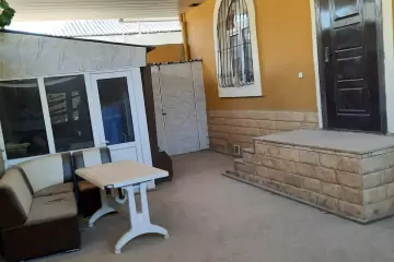 Satılır Həyət Evi Biləcəridə