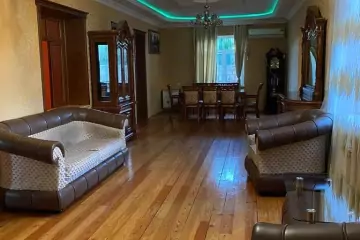 Satılır Həyət Evi Buzovnada