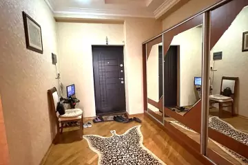 Aylıq Kirayə Yeni Tikili Ağ şəhər Kompleksində