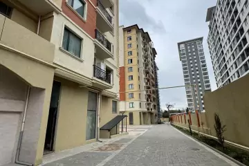 Satılır Yeni Tikili Yasamalda