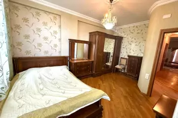 Aylıq Kirayə Yeni Tikili Ağ şəhər Kompleksində
