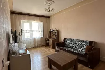 Satılır Köhnə Tikili Yeni Günəşlidə