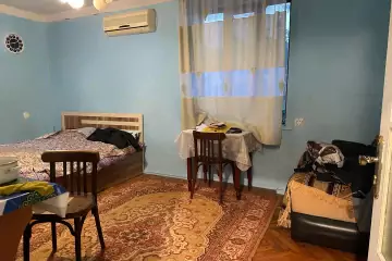 Satılır Köhnə Tikili Yasamalda