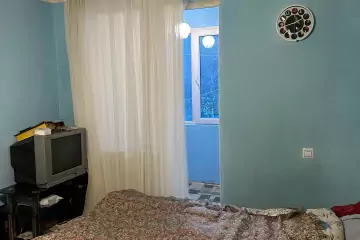 Satılır Köhnə Tikili Yasamalda