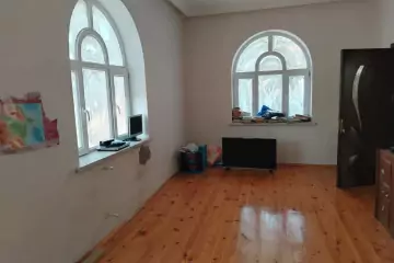 Satılır Həyət Evi Savalan Qəsəbəsida