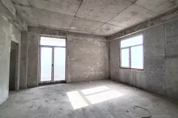 Satılır Yeni Tikili Elmler Akademiyasıda