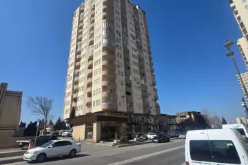 Satılır Yeni Tikili Elmler Akademiyasıda