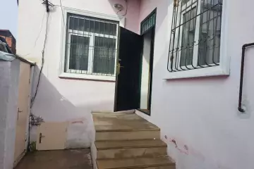 Satılır Həyət Evi Bakıda