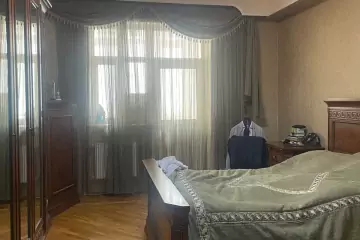 Satılır Yeni Tikili Heydər əliyev Mərkəzində