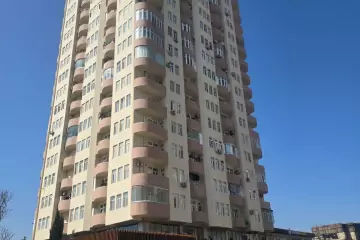 Satılır Yeni Tikili Elmler Akademiyasıda