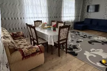 Satılır Həyət Evi Qobuda
