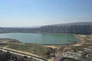 Satılır Yeni Tikili Elmler Akademiyasıda