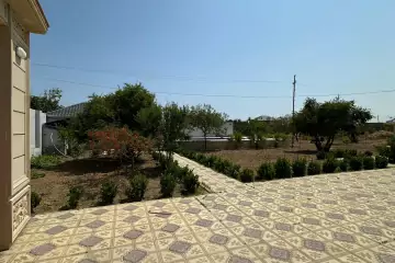 Satılır Həyət Evi Buzovnada