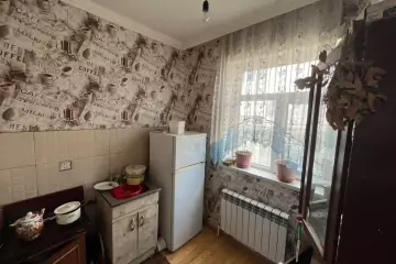 Satılır Həyət Evi Bakıda