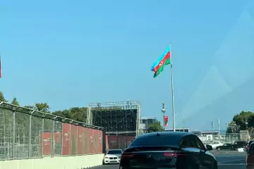 Satılır Köhnə Tikili İçərişəhərdə