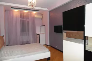 Aylıq Kirayə Yeni Tikili Gənclik Mallda