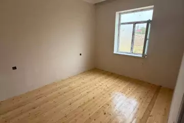 Satılır Həyət Evi Savalan Qəsəbəsida